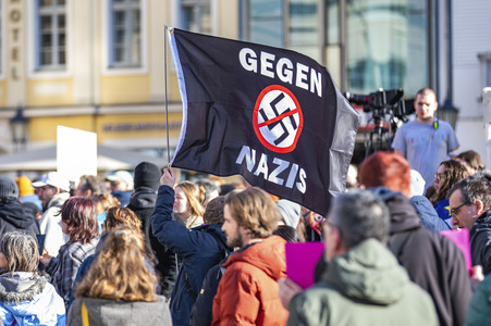 Demonstration gegen Rechts in Dresden
