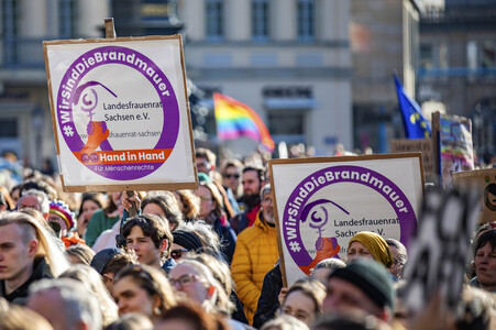 Demonstration gegen Rechts in Dresden