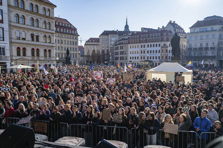 Demonstration gegen Rechts in Dresden