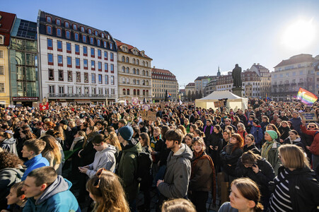 Demonstration gegen Rechts in Dresden