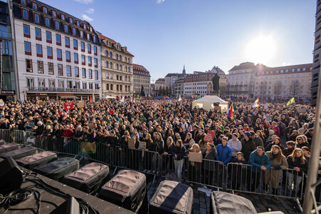 Demonstration gegen Rechts in Dresden