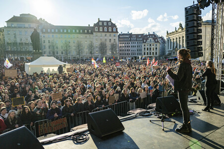 Demonstration gegen Rechts in Dresden