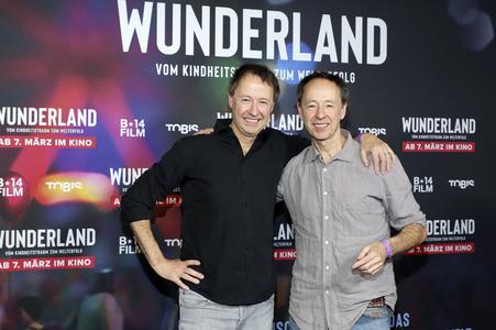 Filmpremiere 'Wunderland - Vom Kindheitstraum zum Welterfolg' in Hamburg