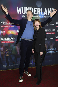 Filmpremiere 'Wunderland - Vom Kindheitstraum zum Welterfolg' in Hamburg