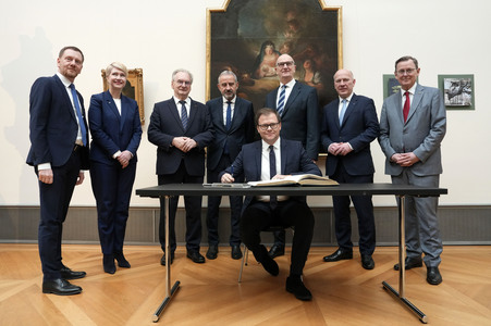 Regionalkonferenz der Regierungschefin und der Regierungschefs der ostdeutschen Länder in Berlin