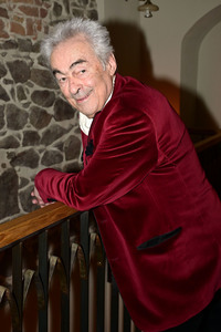 Giso Weißbach beim Frauentagsprogramm 'Über Frauen und andere Köstlichkeiten' in Görlitz