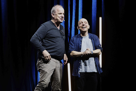 Hubertus Meyer-Burckhardt und Bernhard Hoëcker auf der lit.Cologne 2024 in Köln