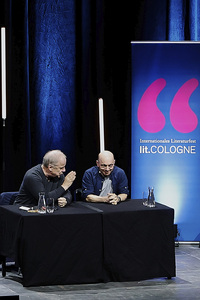 Hubertus Meyer-Burckhardt und Bernhard Hoëcker auf der lit.Cologne 2024 in Köln