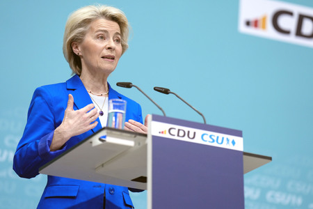 Sitzung der Präsidien der CDU und der CSU zum Europawahlprogramm in Berlin