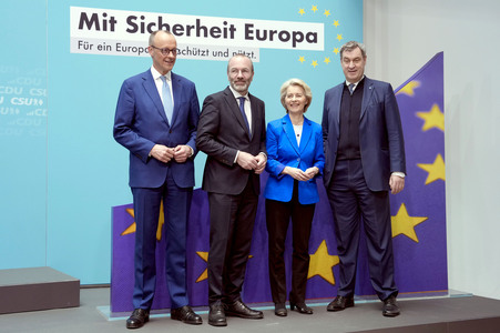 Sitzung der Präsidien der CDU und der CSU zum Europawahlprogramm in Berlin