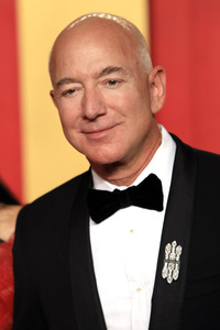 Vanity Fair Oscar Party 2024 in Beverly Hills