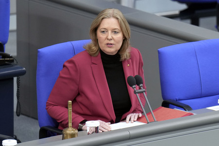 156. Sitzung des Deutschen Bundestages in Berlin