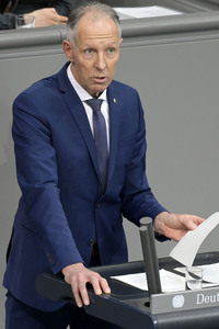 156. Sitzung des Deutschen Bundestages in Berlin