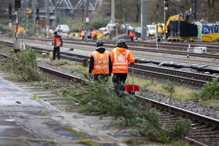 Pressetermin zu den Arbeiten am Elektronischen Stellwerk in Köln