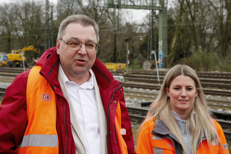 Pressetermin zu den Arbeiten am Elektronischen Stellwerk in Köln