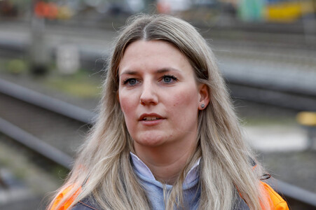 Pressetermin zu den Arbeiten am Elektronischen Stellwerk in Köln