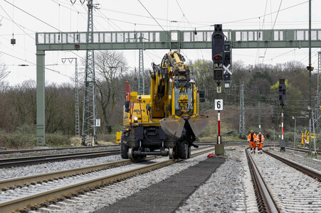 Pressetermin zu den Arbeiten am Elektronischen Stellwerk in Köln