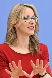 Bundespressekonferenz zur Stellungnahme 'Klimagerechtigkeit' des Deutschen Ethikrats in Berlin