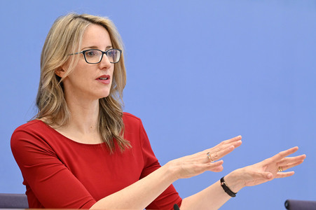 Bundespressekonferenz zur Stellungnahme 'Klimagerechtigkeit' des Deutschen Ethikrats in Berlin