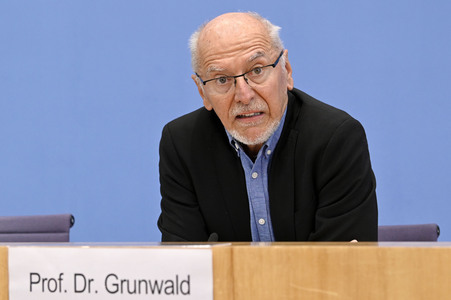 Bundespressekonferenz zur Stellungnahme 'Klimagerechtigkeit' des Deutschen Ethikrats in Berlin