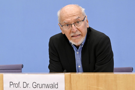 Bundespressekonferenz zur Stellungnahme 'Klimagerechtigkeit' des Deutschen Ethikrats in Berlin