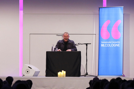 Devid Striesow auf der lit.Cologne 2024 in Köln