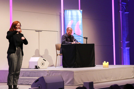 Devid Striesow auf der lit.Cologne 2024 in Köln