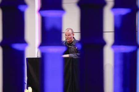 Devid Striesow auf der lit.Cologne 2024 in Köln