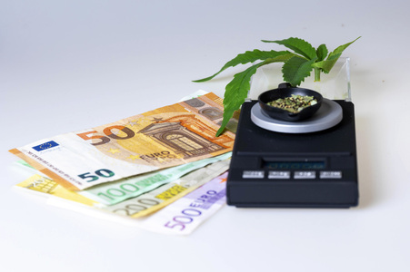 Symbolfoto Cannabis-Legalisierung