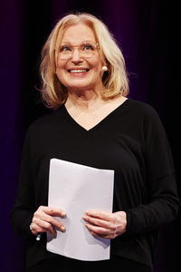 Maren Kroymann und Anne Will  auf der lit.Cologne 2024 in Köln