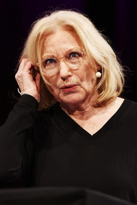 Maren Kroymann und Anne Will  auf der lit.Cologne 2024 in Köln