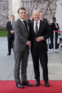 Empfang des Ministerpräsidenten von Polen und des Staatspräsidenten der Französischen Republik in Berlin