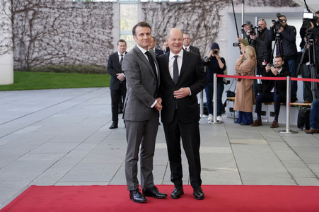 Empfang des Ministerpräsidenten von Polen und des Staatspräsidenten der Französischen Republik in Berlin