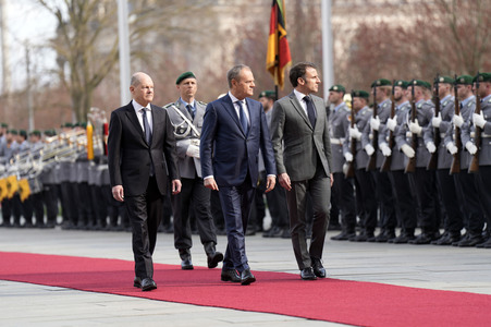 Empfang des Ministerpräsidenten von Polen und des Staatspräsidenten der Französischen Republik in Berlin