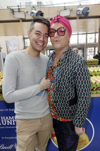 Charity Osterhasen Verkauf in Hamburg