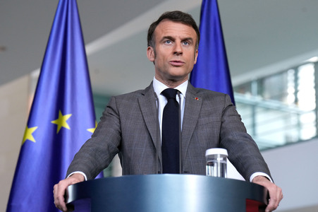 Pressestatement von Emmanuel Macron, Donald Tusk und Olaf Scholz in Berlin