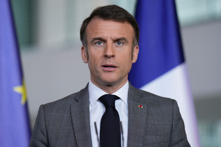 Pressestatement von Emmanuel Macron, Donald Tusk und Olaf Scholz in Berlin