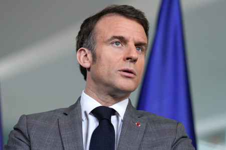 Pressestatement von Emmanuel Macron, Donald Tusk und Olaf Scholz in Berlin