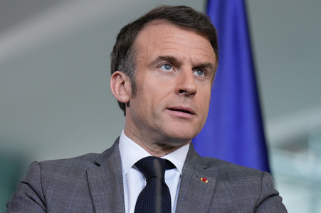 Pressestatement von Emmanuel Macron, Donald Tusk und Olaf Scholz in Berlin