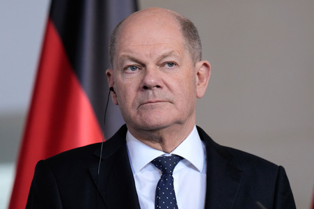 Pressestatement von Emmanuel Macron, Donald Tusk und Olaf Scholz in Berlin