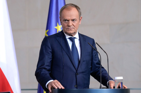 Pressestatement von Emmanuel Macron, Donald Tusk und Olaf Scholz in Berlin
