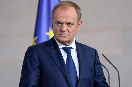 Pressestatement von Emmanuel Macron, Donald Tusk und Olaf Scholz in Berlin