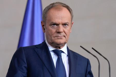 Pressestatement von Emmanuel Macron, Donald Tusk und Olaf Scholz in Berlin