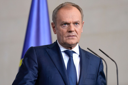 Pressestatement von Emmanuel Macron, Donald Tusk und Olaf Scholz in Berlin
