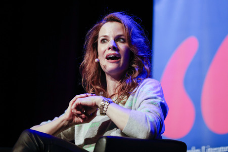 Frank Schätzing und Florence Gaub auf der lit.Cologne 2024 in Köln