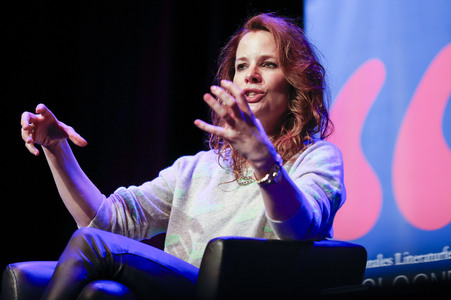 Frank Schätzing und Florence Gaub auf der lit.Cologne 2024 in Köln