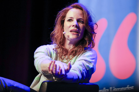 Frank Schätzing und Florence Gaub auf der lit.Cologne 2024 in Köln