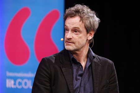 Jörg Hartmann auf der lit.Cologne 2024 in Köln