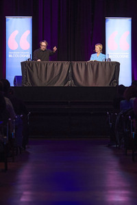 Cordula Stratmann und Bjarne Mädel auf der lit.Cologne 2024 in Köln