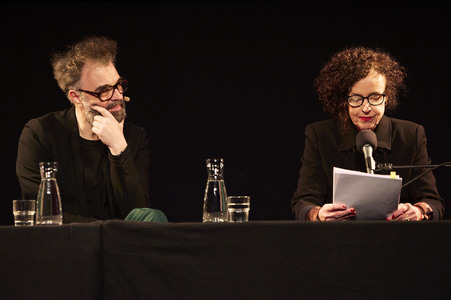 Jan Schomburg und Maria Schrader auf der lit.Cologne 2024 in Köln